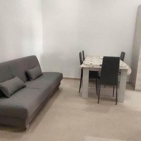Bilocale Incantevole A Barletta - Puglia Zewnętrze zdjęcie